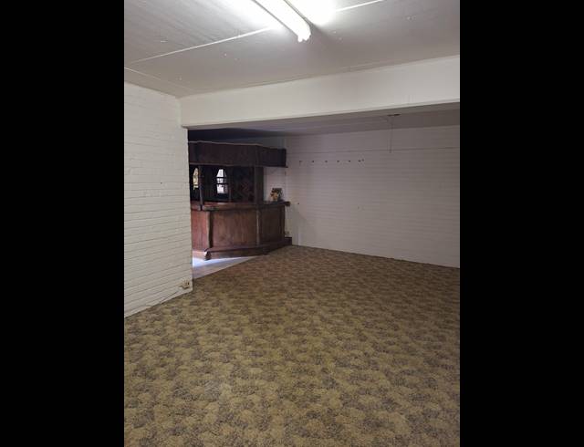 5 BEDROOM FREEHOLD FOR SALE IN UVONGO
